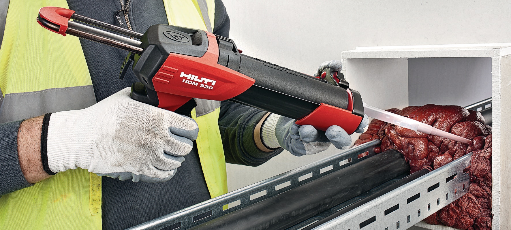 Противопожарная пена для заделки кабельных проходок. Противопожарная пена Hilti. Пена монтажная огнестойкая cp660. Противопожарная монтажная пена Hilti 600. Хилти противопожарные проходки.