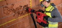เครื่องสกัดไร้สาย TE 500-22 SDS-Max เครื่องสกัดทำลายและสกัดเจาะไร้สาย SDS Max (TE-Y) พร้อมระบบการลดแรงสะท้อนถึงผู้ใช้งานสำหรับการสกัดคอนกรีตหรืออิฐ (บนแพลตฟอร์มแบตเตอรี่ Nuron) Applications 4